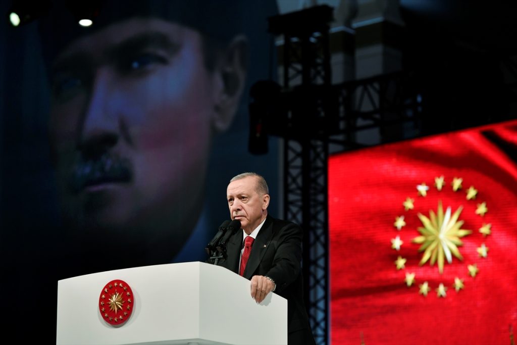 Cumhurbaşkanı Erdoğan: Biriz, Beraberiz, Tek Yumruğuz