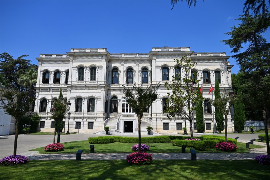 Yıldız Sarayı'nı Bir Haftada Yaklaşık 40 Bin Kişi Ziyaret Etti