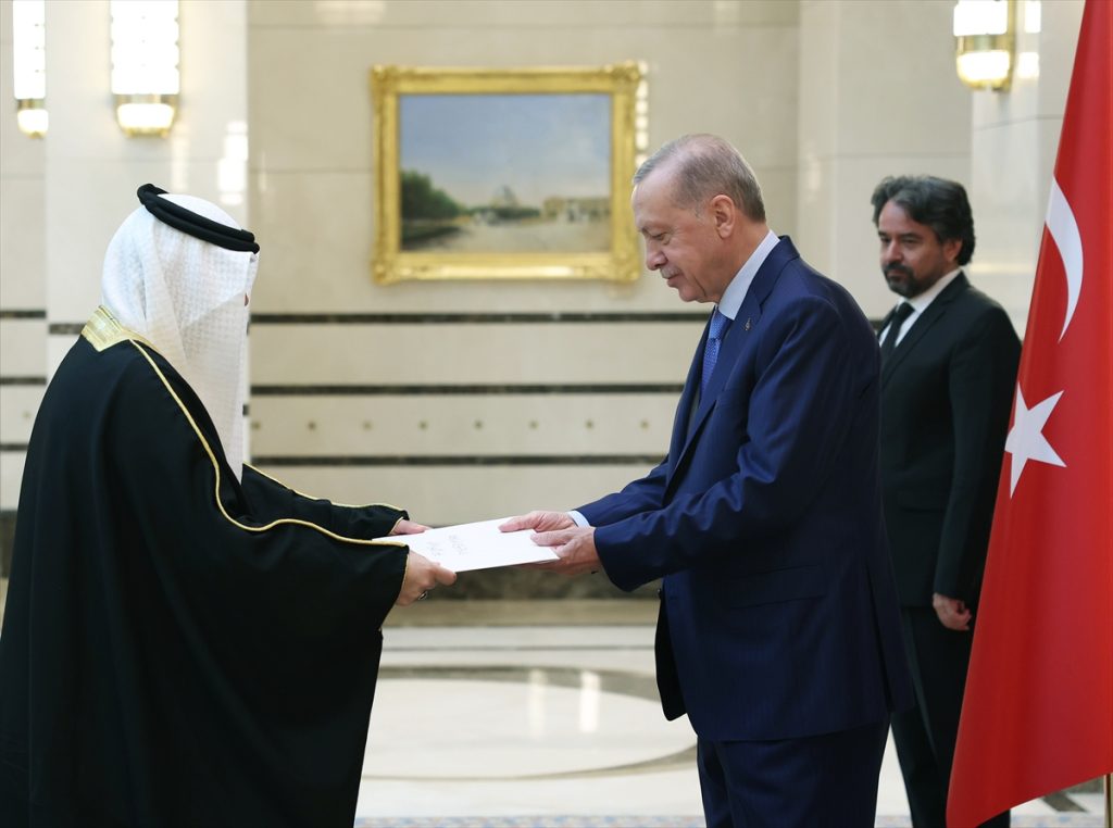 Büyükelçilerden, Cumhurbaşkanı Erdoğan'a Güven Mektubu