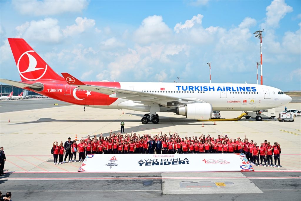 Cevdet Yılmaz, Team Türkiye Kafilesini Uğurladı