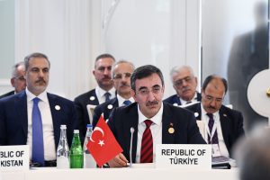 Cumhurbaşkanı Yardımcısı Cevdet Yılmaz, Azerbaycan Cumhurbaşkanı İlham Aliyev’in ev sahipliğinde