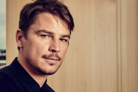 Kumpas Filmi (Most Wanted) Reklamsız Sansürsüz Tek Parça Full İZLE! Kumpas (Most Wanted) Filmi Oyuncuları Keenen Ivory Wayans, Josh Hartnett, Antoine Olivier Pilon, Jim Gaffigan Kimdir?