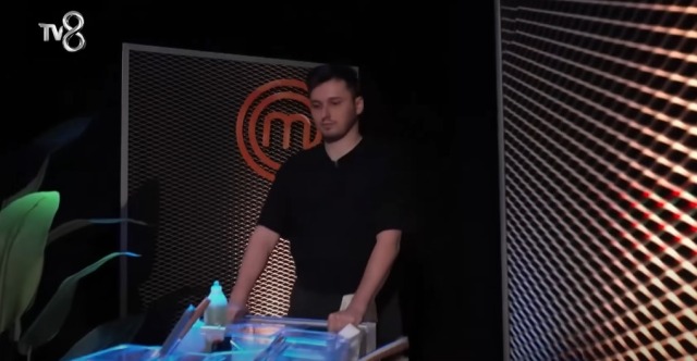 MasterChef Serhat Gül Biyografisi (Kimdir), Aslen Nereli, Kaç Yaşında, Evli Mi, Mesleği Ne, Instagram Hesabı, Elendi Mi?