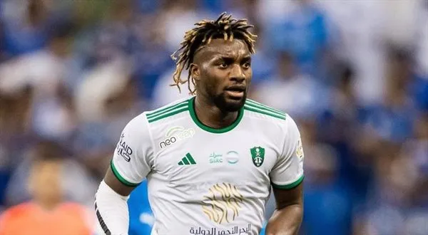 Allan Saint-Maximin Kimdir, Kaç Yaşında? Allan Saint-Maximin Hangi Mevkide Oynuyor, Kariyeri ve İstatistikleri