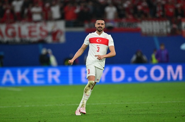 Merih Demiral Bozkurt İşareti Neden, Niçin Yaptı? Avusturya Neden Bozkurt'u Yasak İlan Etti?