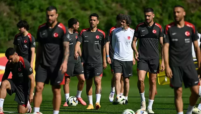 Avusturya Basını Bakın Türkiye Maçı Öncesi İfşa Etti: İşte Antrenmanda Çalıştıkları... Avusturya Basını Bakın Türkiye Maçı Öncesi İfşa Etti: İşte Antrenmanda Çalıştıkları...