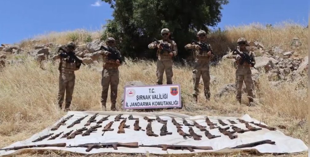 Şırnak’ta Çakırsöğüt Jandarma Komando Tugay Komutanlığınca gerçekleştirilen Bozdoğan-49 operasyonunda 3️6️