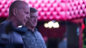 Başrollerinde Bruce Willis, Jason Momoa, Famke Janssen’in yer aldığı, yönetmen