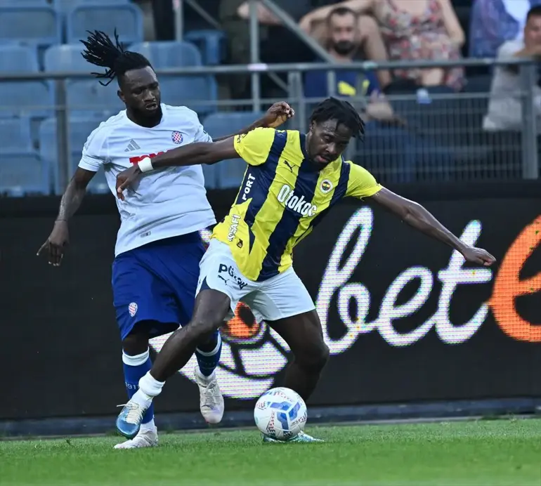 Fenerbahçe Hajduk Split: 0-1 ( Maç Özeti ve Maçta Yaşanan Gerginlik)