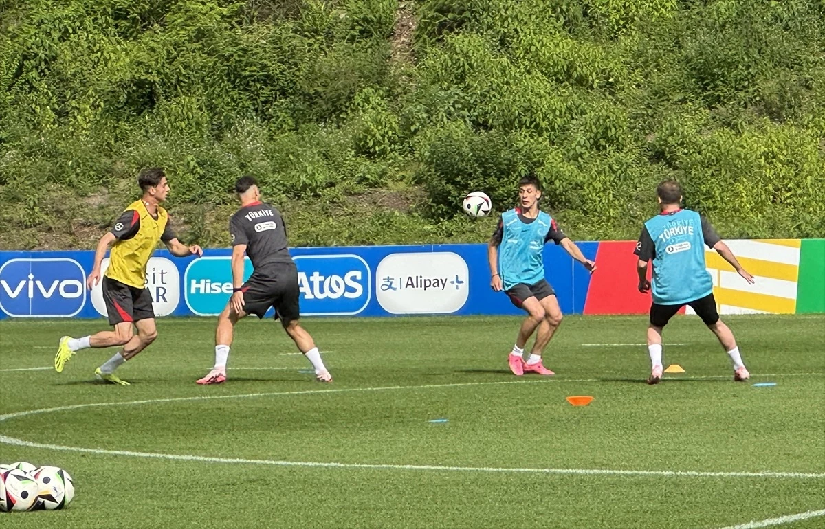 Avusturya-Türkiye maçı öncesinde sarı kart sınırında olan futbolcuların kim olduğu