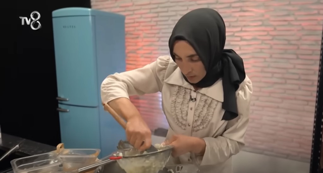 MasterChef Ayşe Biyografisi (Kimdir), Aslen Nereli, Evli Mi, Kaç Yaşında, Instagram Hesabı, Elendi Mi?