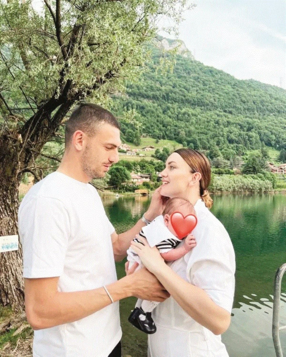Merih Demiral Kimdir, Boyu Kilosu Yaşı Kaç, Nereli, Evli Mi Eşi Kim, Hangi Takımlarda Oynadı? EURO 2024'e Damga Vuran Merih Demiral'ın Biyografisi ve Futbol Kariyeri