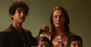 Müslüm Gürses’in çocukluğunu canlandıran ve katıldığı ses yarışmalarıyla adını duyuran