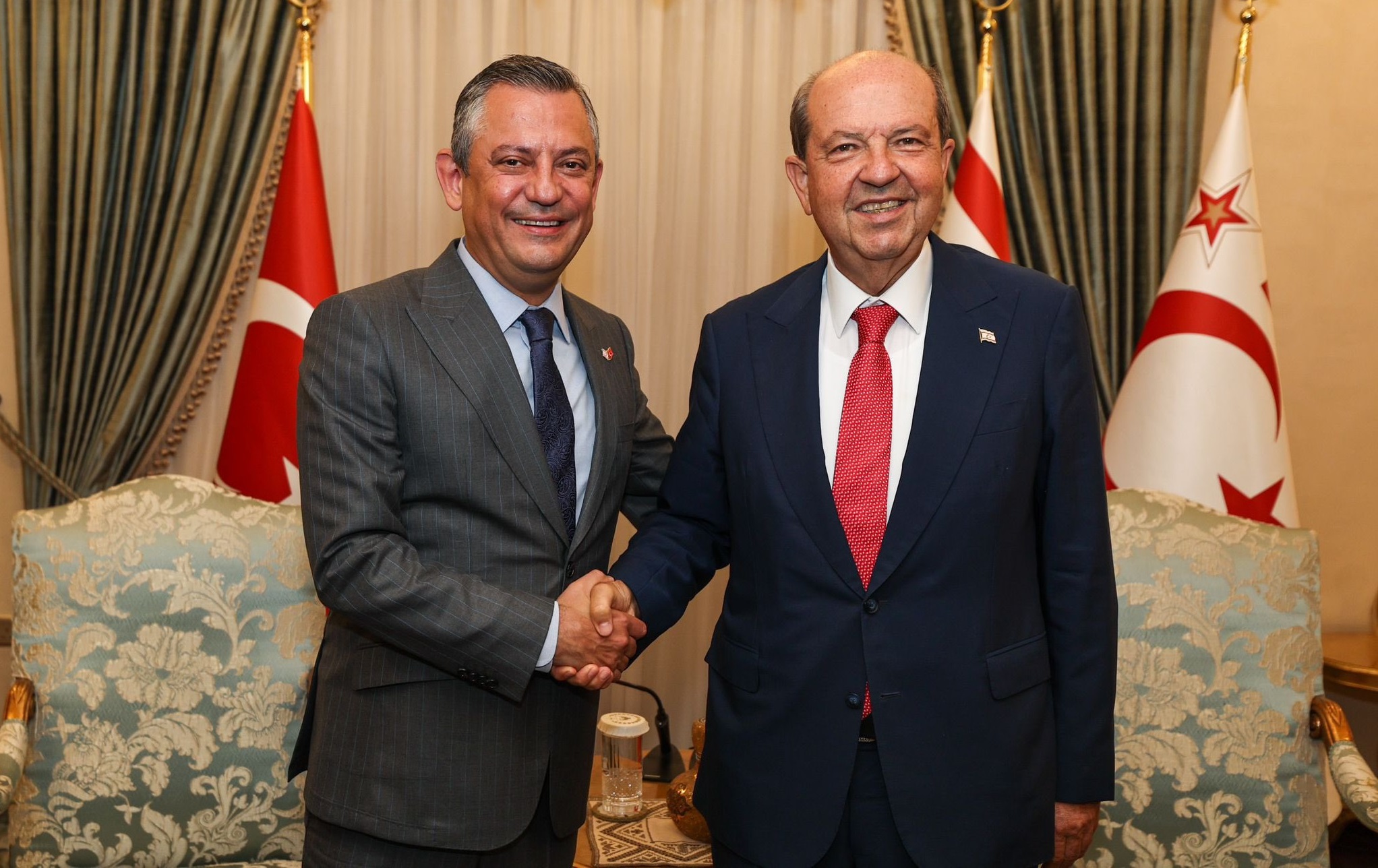 Tatar, KKTC Cumhurbaşkanlığı Sarayı’ndaki kabulde, Kıbrıs Türkleri olarak 20 Temmuz