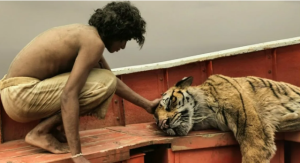 “Pi’nin Yaşamı” (Life of Pi), Yann Martel tarafından yazılmış bir