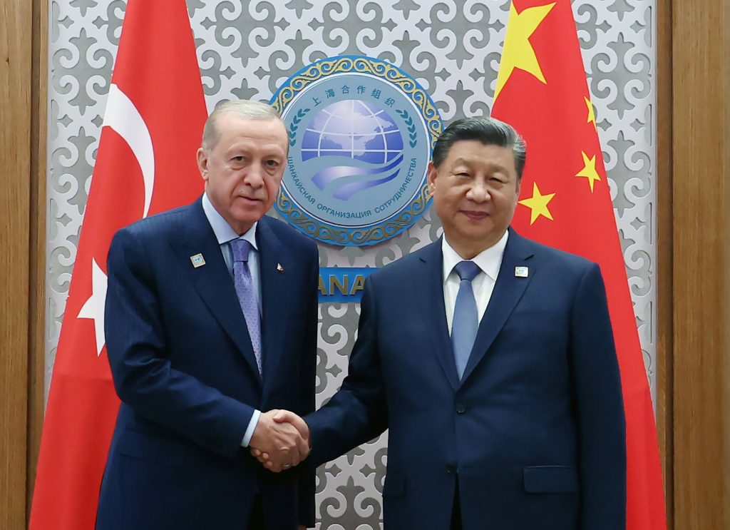 Cumhurbaşkanı Erdoğan'dan Liderlerle İkili Görüşme
