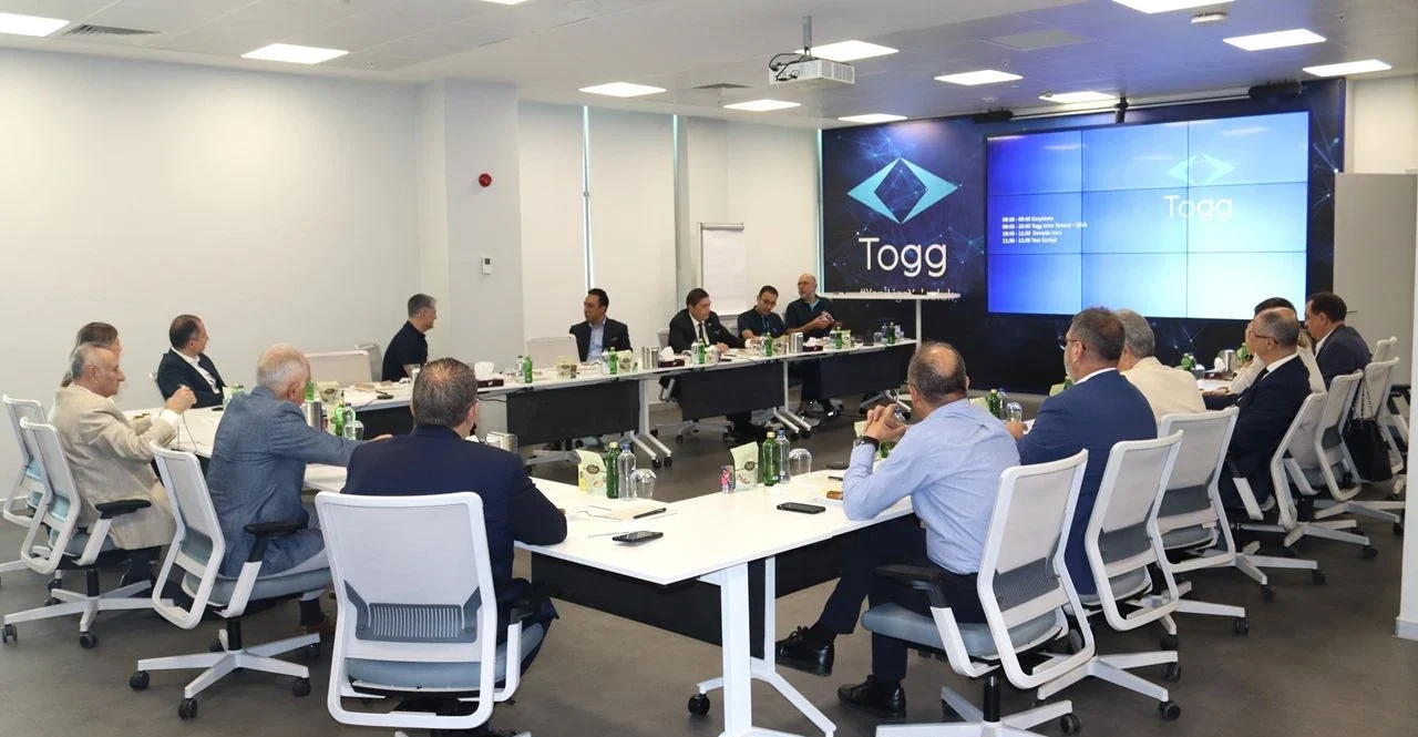 Yeni Model TOGG T10F Çalışması: BUSİAD Yönetimi, TOGG Fabrikası Ziyaret Etti