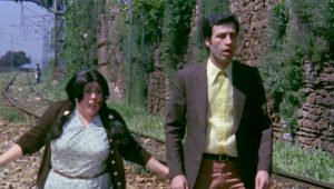 Yeşilçam’ın sevilen isimlerinden Kemal Sunal’ın unutulmaz filmlerinden biri olan Yüz
