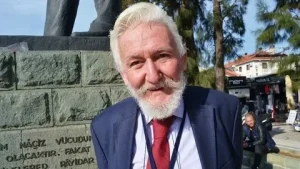 Yeşilçam’ın tanınmış isimlerinden Yıldırım Yanılmaz, 78 yaşında hayata veda etti.