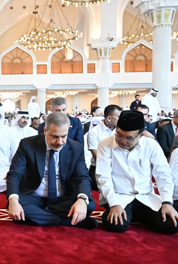 Haniye Doha'da Son Yolculuğuna Uğurlandı