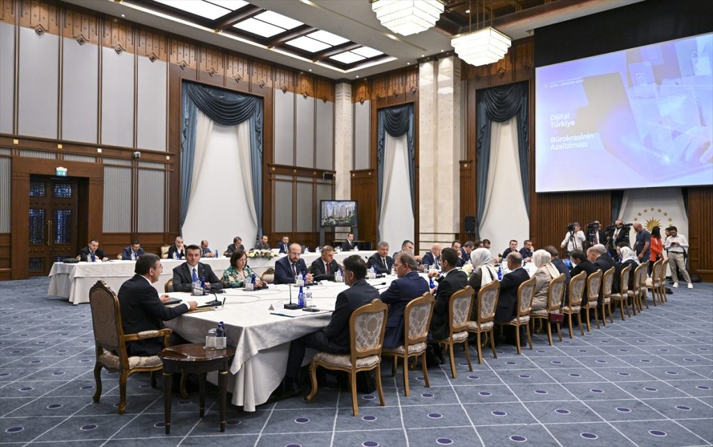 Cevdet Yılmaz'dan e-Devlet Açıklaması