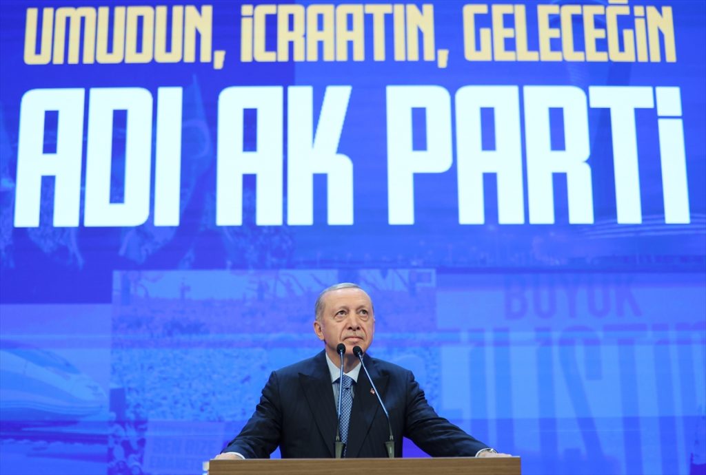 AK Parti Kısa Sürede Milyonların Umudu Oldu