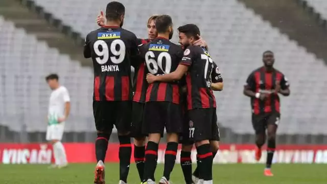 Çorum FK - Fatih Karagümrük Maçı TRT SPOR CANLI İZLE! Ahlatçı Çorum FK - Karagümrük Maçı Ne Zaman Saat Kaçta Hangi Kanalda?