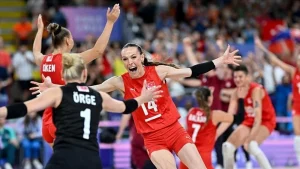   Paris 2024 Olimpiyatları Kadınlar voleybol çeyrek finalinde Türkiye ile