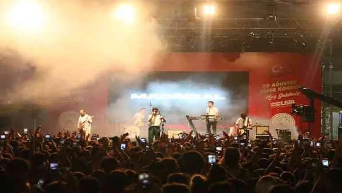 30 Ağustos 2024 İstanbul Ücretsiz Konser! 30 Ağustos Zafer Bayramı Hangi Sanatçı Nerede Bedava Konser Verecek? 30 Ağustos İstanbul'da Ücretsiz Konser Takvimi 2024