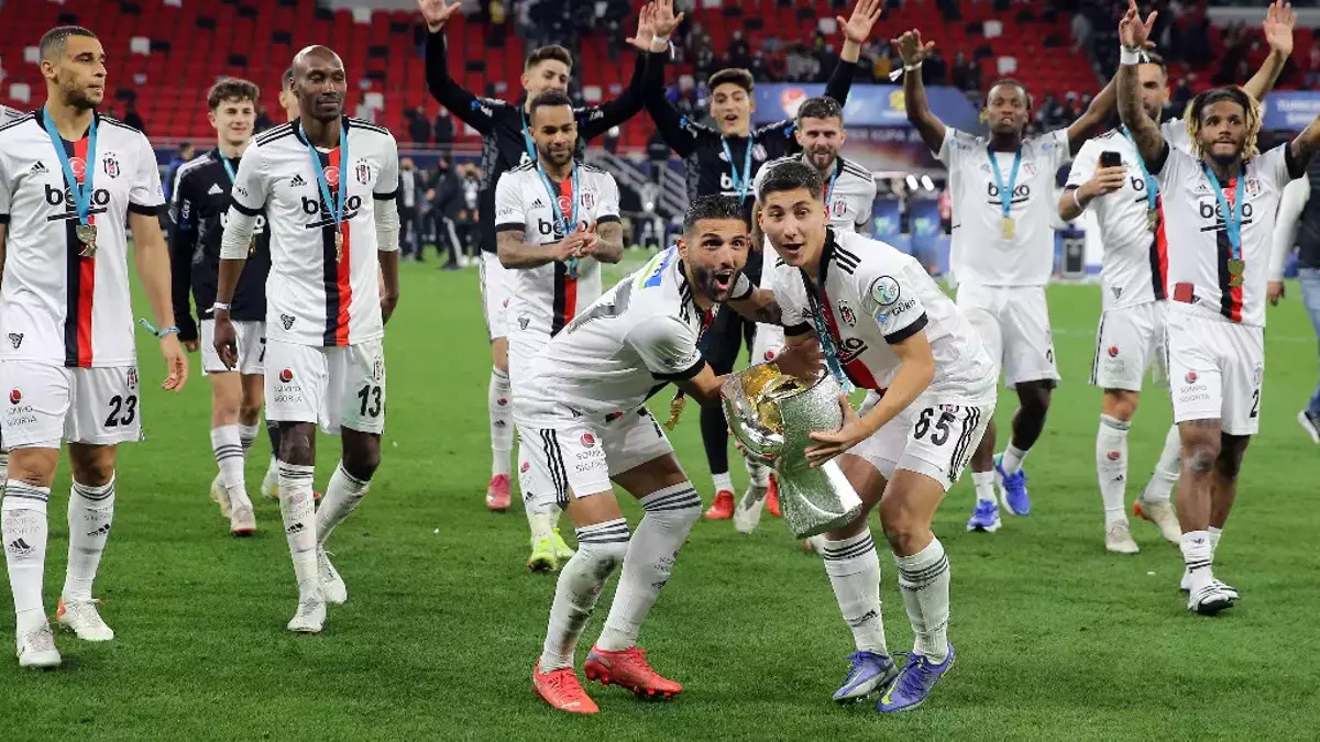 Beşiktaş Antalyaspor Maç Özeti: 4-2'lik Galibiyetle Gelen Unutulmaz Anlar!