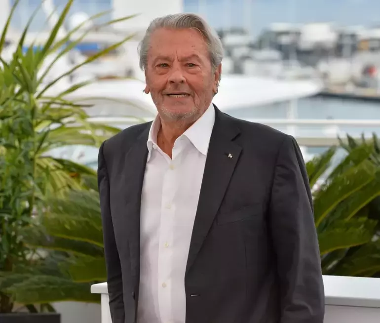 Fransız Aktör Alain Delon Hayatını Kaybetti! Alain Delon Kimdir, Kaç Yaşında Öldü?