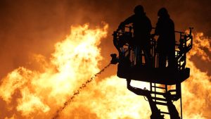 Ülke genelinde çıkan orman ve kırsal yangınlarına havadan ve karadan