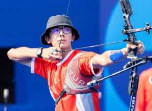 Mete Gazoz, maça kötü bir başlangıç yaparak 5-1 geriye düştü.