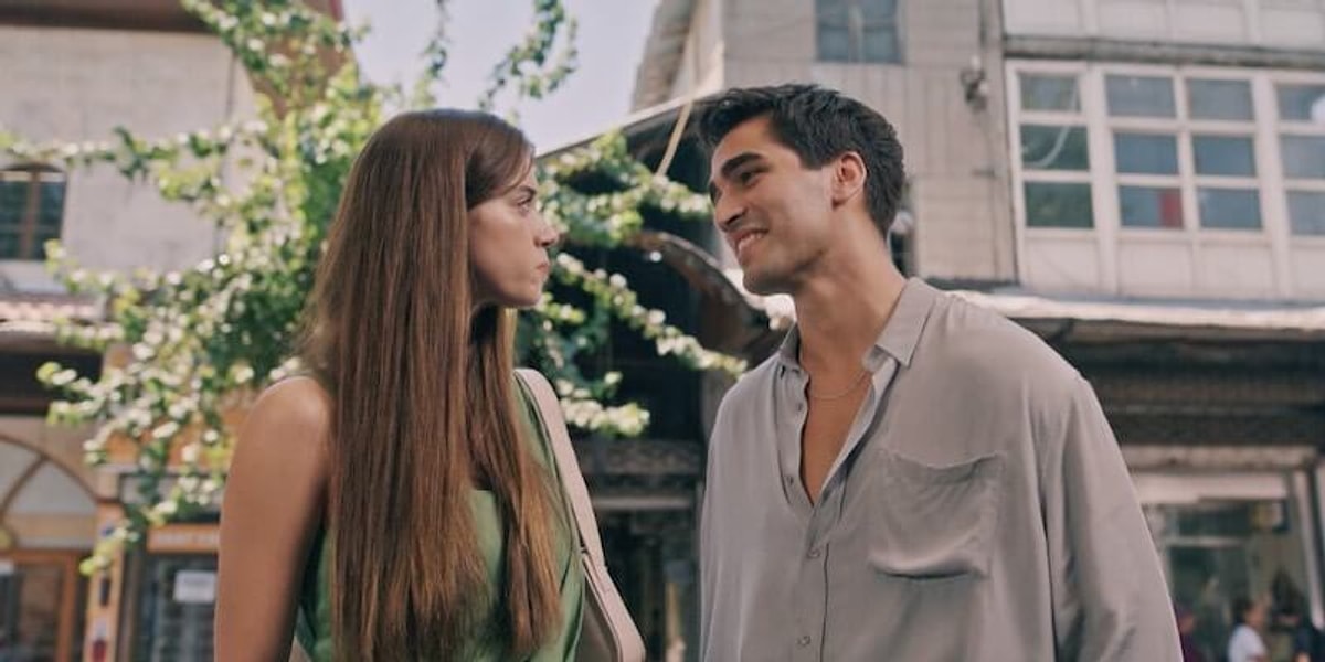 Yalı Çapkını'nda Büyük Değişim! Yeni Karakterler Seyran ve Ferit'in Hayatını Nasıl Etkileyecek? Seyran ve Ferit'in Ayrılığı ve Zaman Atlaması