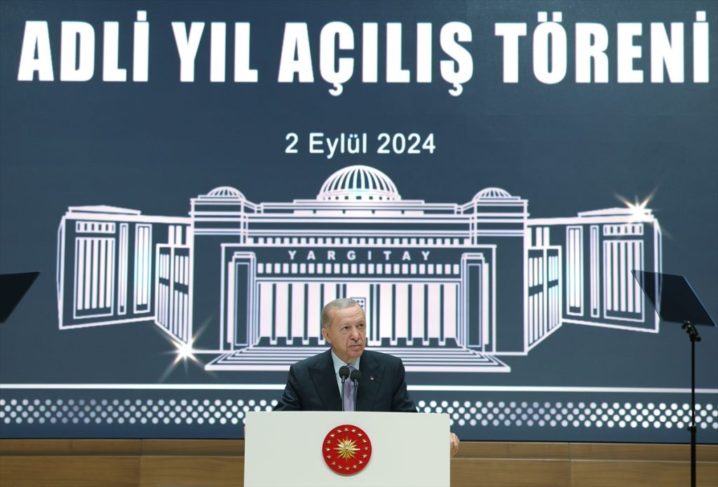 Cumhurbaşkanı Erdoğan: Devlet, Adaletle Ayakta Durur