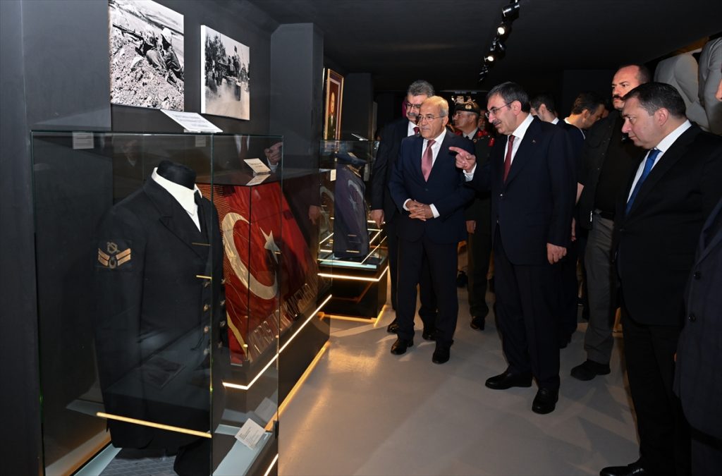 Cevdet Yılmaz, KKTC'de Vatandaşlarla Buluştu