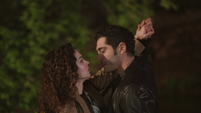 Bir Gece Masalı Çekim Yeri Neresi? Başrolde Hangi Oyuncular Var?