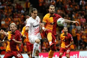 Süper Lig’in 3. hafta erteleme maçında Galatasaray, sahasında Gaziantep FK’yı