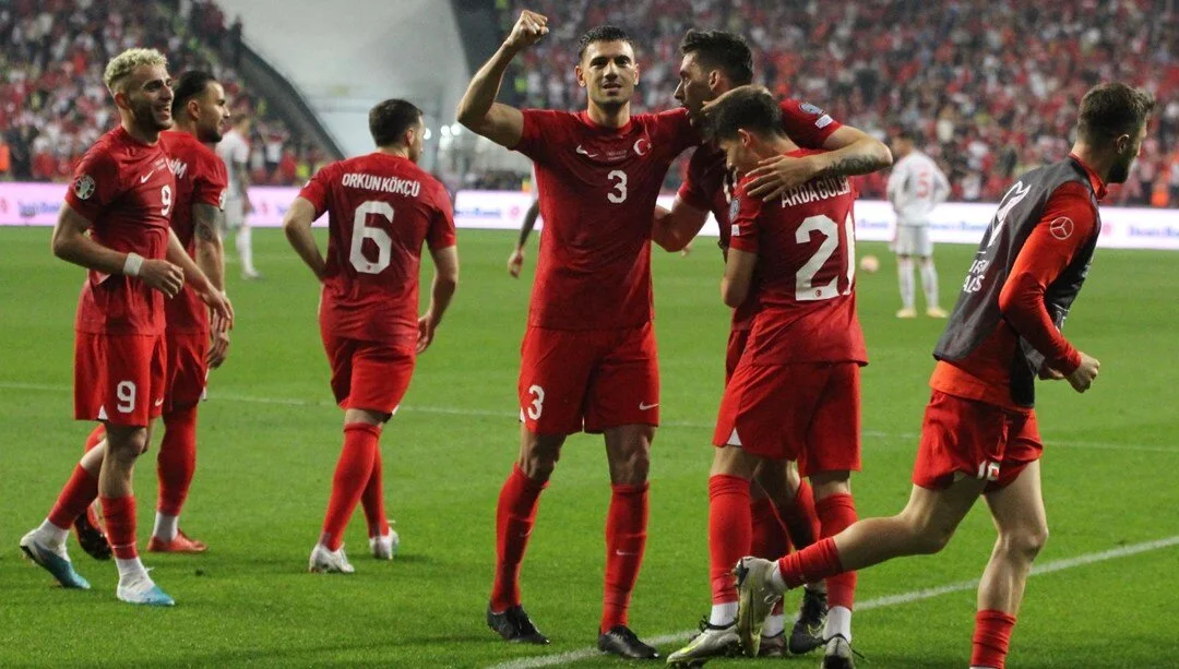 6 Eylül 2024 günü futbolseverleri ekran başına kilitleyecek önemli maçlardan