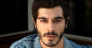 Burak Deniz, Türk televizyon ve sinema dünyasının dikkat çeken isimlerinden