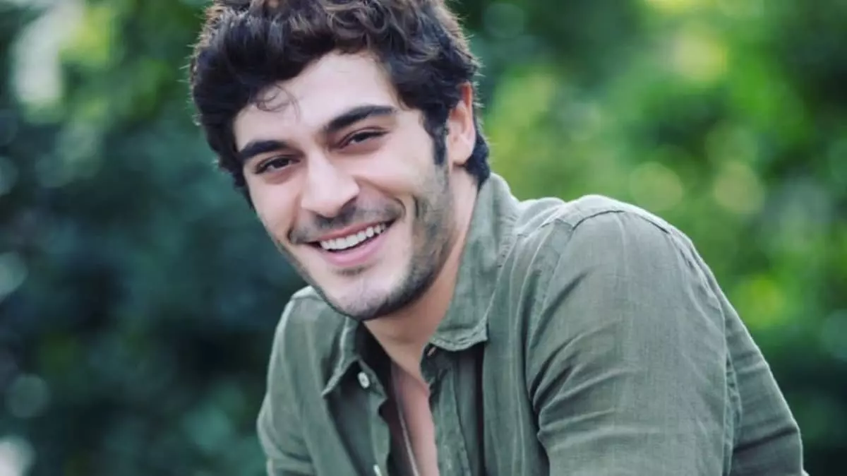 Bir Gece Masalı Mahir'i Burak Deniz Kimdir, Boyu Kaç, Aslen Nereli, Sevgilisi Kim, Kaç Yaşında?