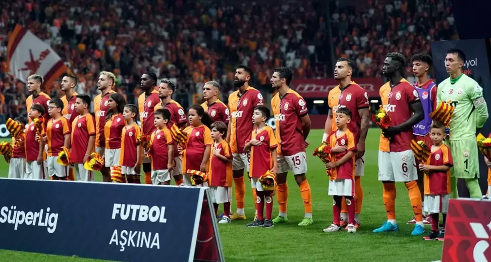 Galatasaray - PAOK UEFA Avrupa Ligi maçı ne zaman, saat kaçta, hangi kanalda? İşte muhtemel 11'ler ve maç detayları...