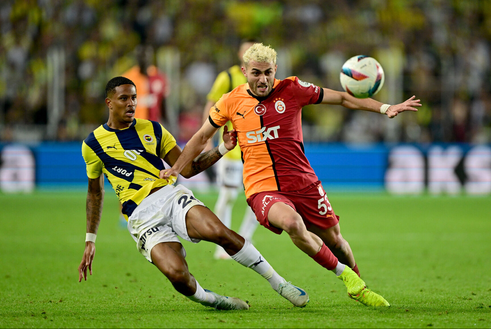 Fenerbahçe-Galatasaray Derbisi Ardından Spor Yazarlarından Olay Yorumlar! Bakın Neler Dediler?