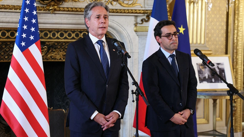 Sejourne ve Blinken, Paris’te gerçekleştirdikleri ortak basın toplantısında Orta Doğu
