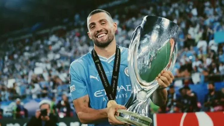 Kovacic Galatasaray’a mı Geliyor, Transferi Gerçekleşecek mi? Kovacic Hangi Takımlarda Oynadı?