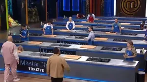   MasterChef Türkiye’de heyecan hız kesmeden devam ediyor. Mavi ve