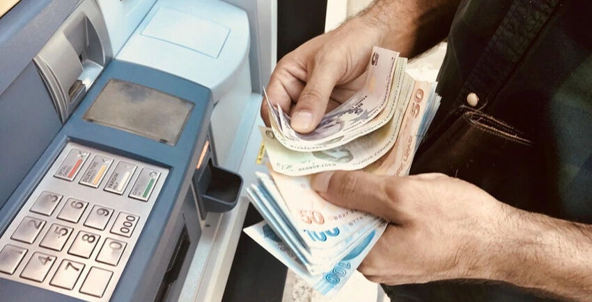 Emeklilere 29 Ekim 2024'te İkramiye Verilecek mi, Ne Kadar? Emeklilere 29 Ekim 2024'te İkramiye Verilecek mi, Ne Kadar?