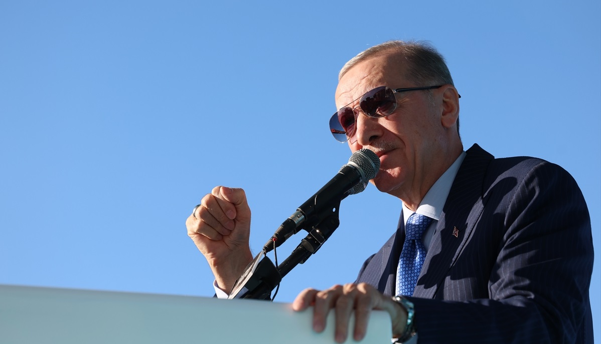 Cumhurbaşkanı Recep Tayyip Erdoğan, Gülderen Mahallesi’ndeki TOKİ Konutları’nda 130 bininci