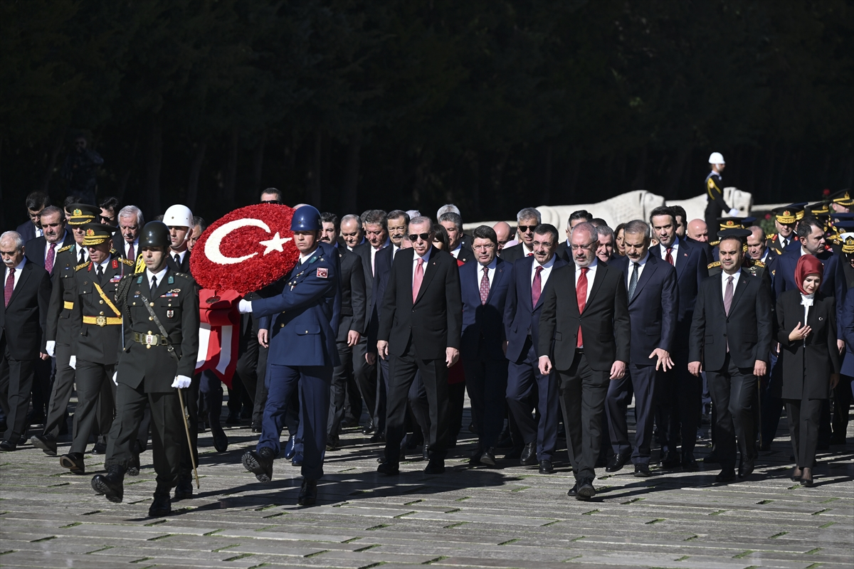 Cumhuriyetimizin 101. yılı tüm yurtta etkinliklerle kutlanıyor. Cumhurbaşkanı Recep Tayyip