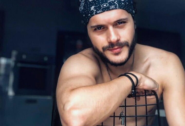 Leyla Dizisi Civan Kimdir, Gerçek Adı Nedir? Alperen Duymaz Kaç Yaşında, Boyu, Kilosu, Evli mi, Sevgilisi Kim, Hangi Dizilerde Oynadı?